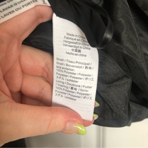 J. Crew Black Ruched Puff Sleeve Crop Top BD809 NWOT - Picture 5 of 8